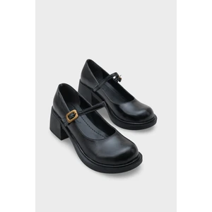 Tokalı Mary Jane Kadın Ayakkabı