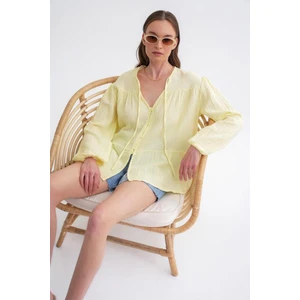 4563 Kadın Yakası Bağlamalı Kolu Lastikli Bol Müslin Gömlek Pastel Sarısı