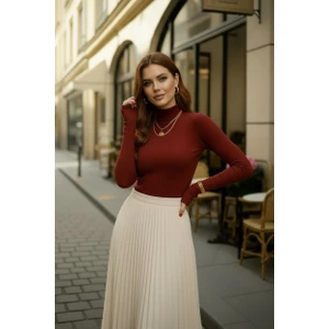 Parmak Geçmeli Kadın Body – Esnek Kumaş