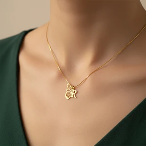 14 Ayar Altın Kolye Ucu "r"harfi GM361 0.5 gr