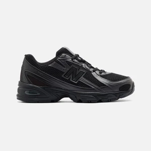 New Balance 740