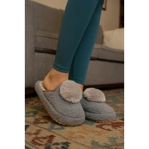 Kadın Ponponlu Ev Terliği Ses Yapmaz Kalın Taban Kışlık Terlik