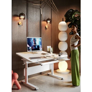Creo Mobili Vega Basic Ayarlanabilir Çalışma Masası, Eğimli ve Montessori Uyumlu Ayarlanabilir Masa - 130x70 Cm, Beyaz/Gri