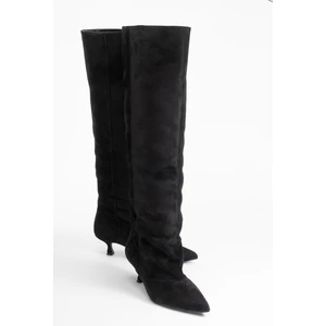 Zach Siyah Süet Diz Üstü Kadın Kısa Topuklu Çizme