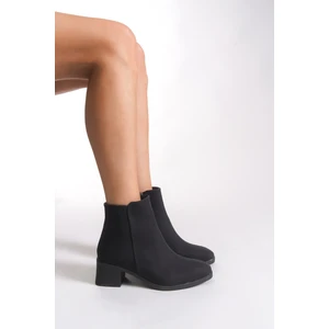 Thefheira Kadın Bot 0012600