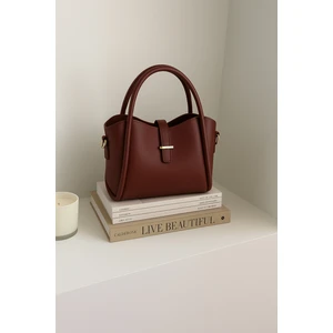 Kadın Gold Aksesuar Detaylı Üç Bölmeli Tasarım Çıkarılabilir Makyaj Çantalı El ve Omuz Çantası Roma