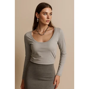 Kadın Gri U Yaka Uzun Kollu Bluz