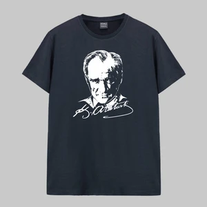 Atatürk Baskılı Tshirt