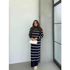 Çizgili Triko Elbise – Uzun Kollu, Rahat Kesim