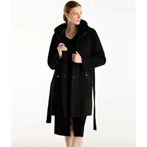 Kapüşon Detaylı Palto