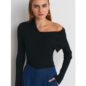 10815 Asimetrik Yaka Yünlü  Fitilli Triko Kazak-Siyah