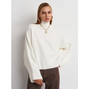 10817 Yumuşak Dokulu Yarasa Kol Triko Kazak-Ekru