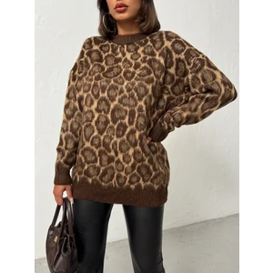 Kadın Leopar Desenli Oversize Kazak