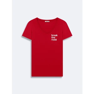 Kısa Kollu V Yaka Basıc Sloganlı Kırmızı T-Shırt