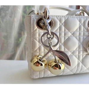 Kiraz Çanta Aksesuarı