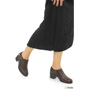 Mammimia Kadın Kalın Kısa Topuklu Hakiki Deri Klasık Ayakkabı M26/KA3725