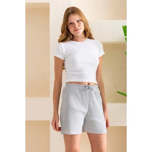 Kadın Rahat Kesim Kaşkorse Kuşaklı Şort