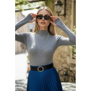 Parmak Geçmeli Kadın Body – Esnek Kumaş