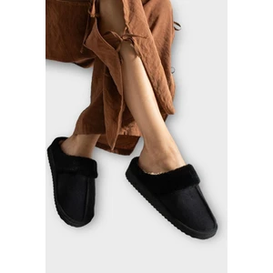 Kadın Içi Yünlü Sıcak Tutan Kışlık Ev Terliği Siyah