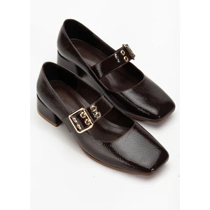 Kadın Kısa Topuklu Ayakkabı Kahve Rugan Baretli Küt Burun