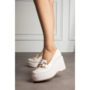 Dolgu Topuklu   Tokalı Kadın Ayakkabı