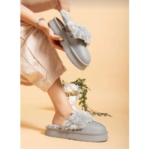 Kutox Kışlık Kadın Ev Terliği