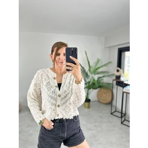 Düğmeli Ponponlu Ajurlu Hırka