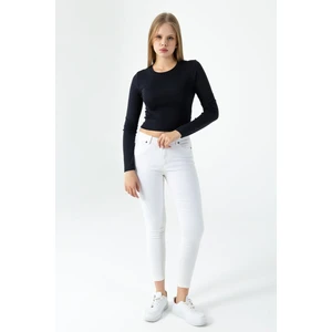 Kadın Bisiklet Yaka Pamuklu Basic Body Siyah - MW0000832