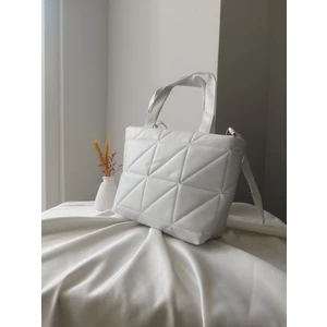 Kapitone Desen Günlük Model Deri Beyaz Orta Boy Kadın El ve Omuz Çanta