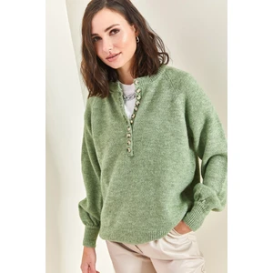 Kadın Yakası Ilikli Balıkçı Yaka Çizgili Triko Kazak