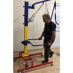 Karma Grup  Elektrik Motorlu Yetişkin Kişisel Yürüyüş Robotu Uzay Terapi Kumandalı