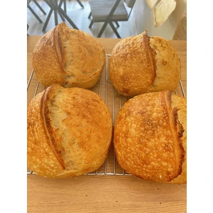 4 Ekşi Maya Köy Ekmeği