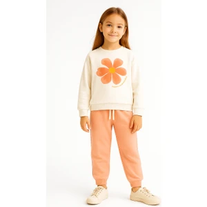Kız Çocuk Sweatshirt ve Eşofman Takımı Şeftali Renk – Çiçek Desenli, Mevsimlik Rahat Kumaş | Kr Kids Boutique