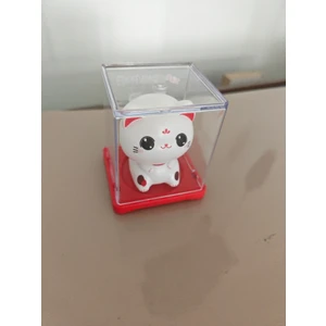 Kafa Sallayan Kedi Güneş Enerjili