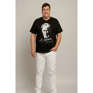 Atatürk Baskılı Unisex Büyük Beden Siyah Tişört | %100 Pamuk | Bisiklet Yaka