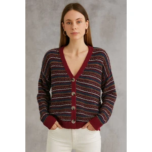 Kadın Renkli Çizgili Triko Hırka – Retro & Sıcak Stil