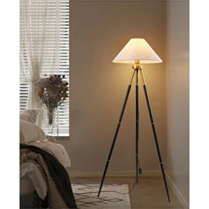 Cosby Siyah-Eskitme Kaplamalı Tripod Metal 3 Ayaklı Lambader