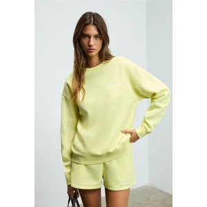 Jennıfer Kadın Organik Pamuklu Nakışlı Yuvarlak Yakalı Oversize Sarı Sweatshirt