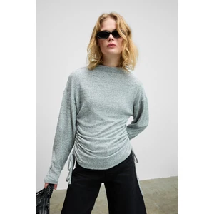 KIREYLA Kadın Yumuşak Ve Esnek Kumaşlı Yanlardan Fonksiyonel Büzgülü Grimelanj Bluz