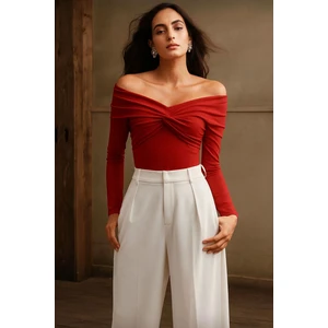 Kadın Omuzlar Düşük Önü Düğümlü Sandy Kumaş Uzun Kollu Bluz 0033