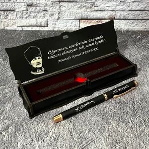 Sanat Hediyelik Öğretmenler Gününe Özel Metal Roller Kalem Isimli + Ahşap Kutu / Öğretmen / Hediye/ Kişiye Özel / 24 Kasım