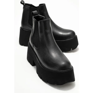 Clen Siyah Cilt Hakiki Deri Lastikli Kadın Kalın Tabanlı Bot
