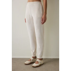 Bej Yumuşak Kadife Sıcak Tutan Termal Etkili Jogger Eşofman Altı