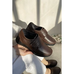 Kahverengi Hakiki Deri Ortopedik Taban Topuk Dikene Uygun Günlük Rahat Kadın Ayakkabı TMD202525