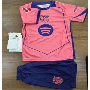 Barcelona Lamine Yamal Turuncu Özel Tasarım 25/26 Sezon Çocuk Forma Takımı 4 Parça Forma Şort Çorap Bileklik Hediye