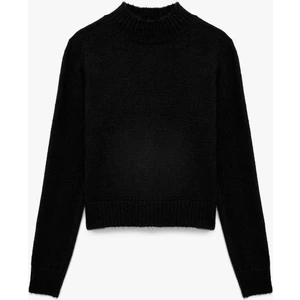 Yumuşak Dokulu Dik Yaka Uzun Kollu Triko Kazak