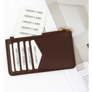 Duru Kartlık – Zarif ve Minimalist Şıklık