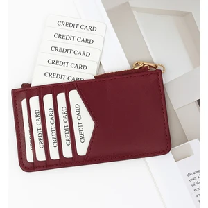 Duru Kartlık – Zarif ve Minimalist Şıklık