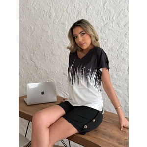 The Kethen Kadın V Yaka Kısa Kol Kenarları Minik Yırtmaç Detaylı Dalgıç Bluz + Düğme Detaylı Dalgıç Şort