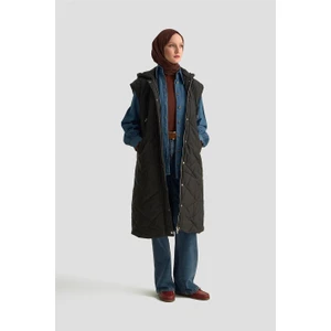 Kapüşonlu Kapitone Yelek 25KD1401 Siyah